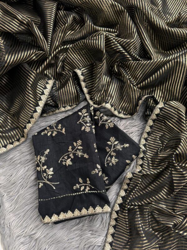 KL033 TrishaBlackgold Saree